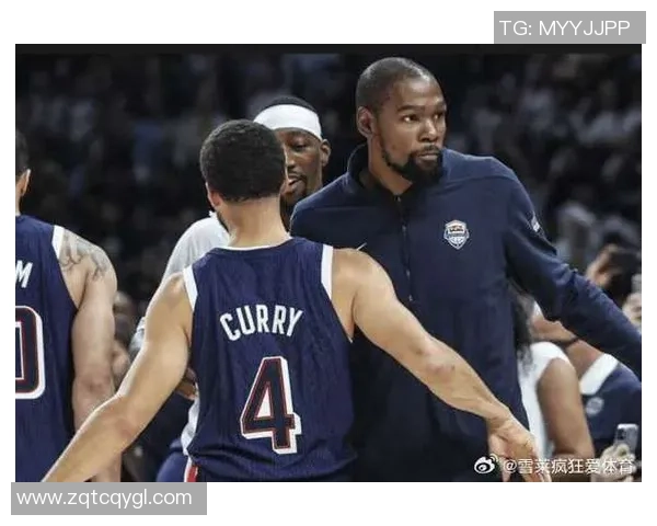 美国男篮与足球明星的精彩碰撞展现运动员之间的友谊与竞争精神 美国男篮与足球明星的精彩碰撞展现运动员之间的友谊与竞争精神