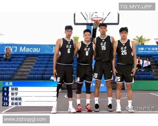 武汉篮球队的灵活战术与团队协作探讨